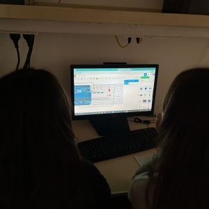 Explorando la Robótica en el Aula